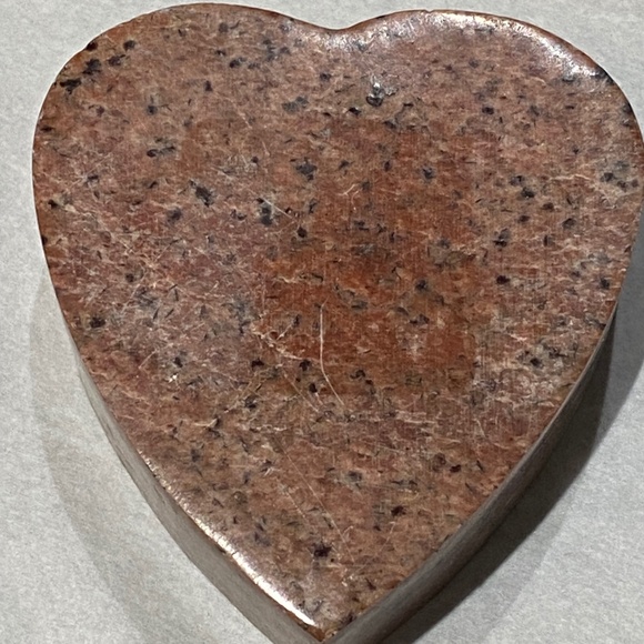 Heart Shaped Stone Trinket Box Inlaid Mother of Pearl
Jewelry Holder - Picture 7 of 13